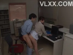 Bà già mặc đồ gợi cảm xuất tinh vào âm đạo